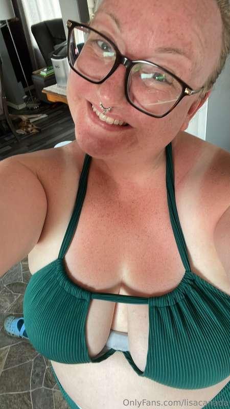 Pool days! 😘 💦