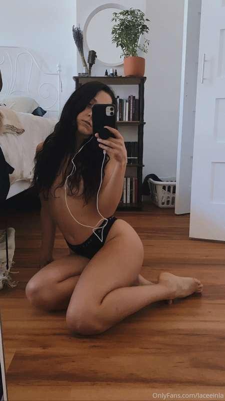 hiiiii 🖤
