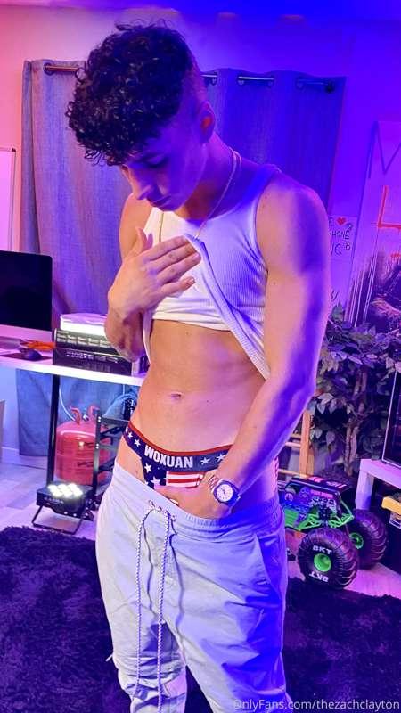 zachclayton image #7
