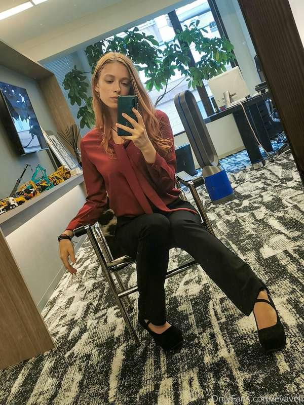 👠🎬✨😈