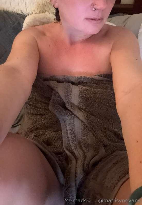 💥Warning! Spread pussy pics included!💥Happy Titty & Taco Tue..