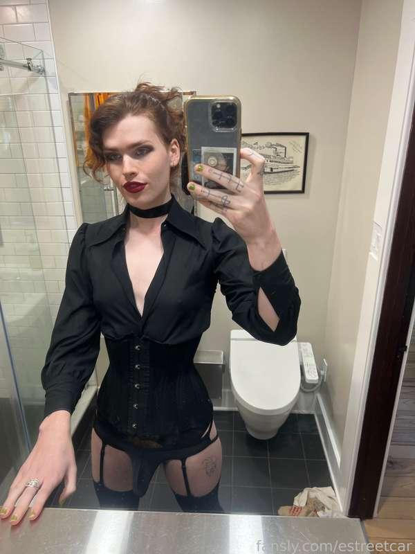 what do you think of my outfit baby?