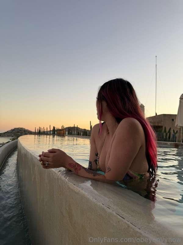 Who's prettier? Me or the sunset?