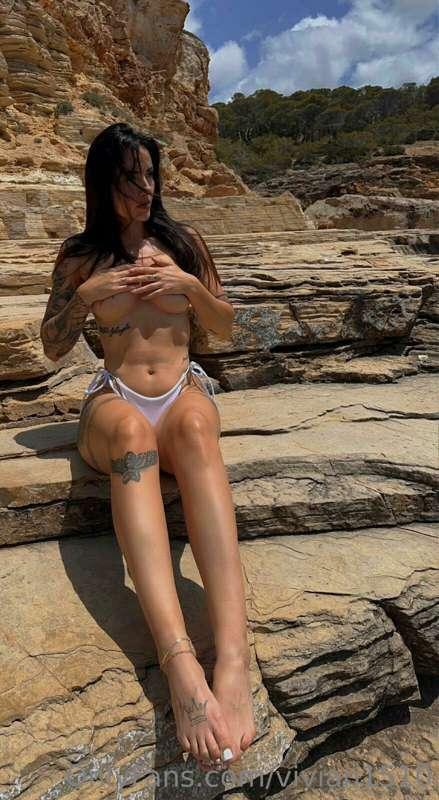 Let’s chat 👀💦 i am online 😏