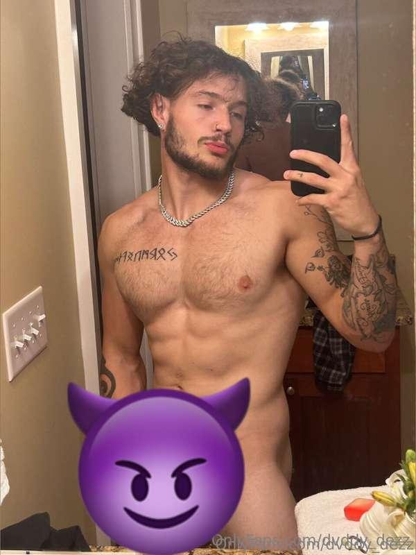 You gonna worship daddy today?? Make sure you check your inb..