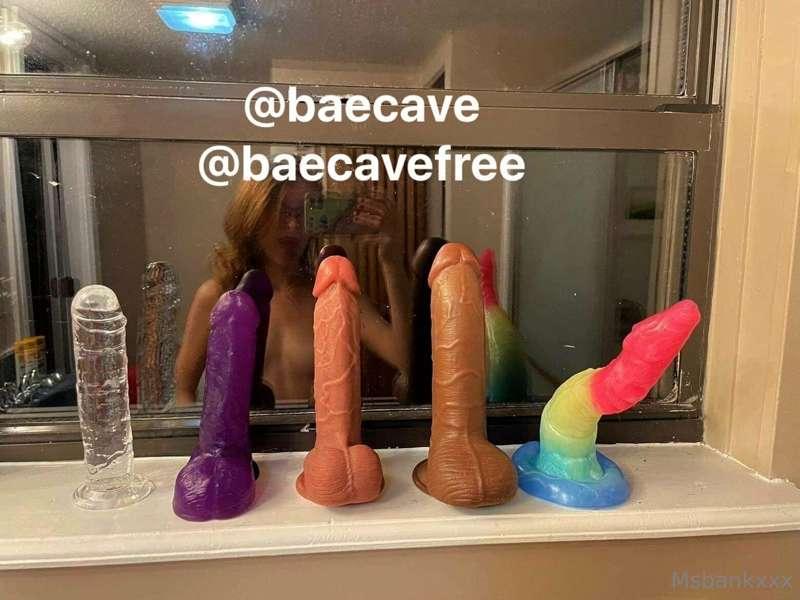 🚨 #AD 🚨
@baecave 
# This 24 year ✨ SLUT ✨is always online an..