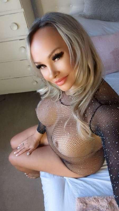Wanna make me your favorite secret?