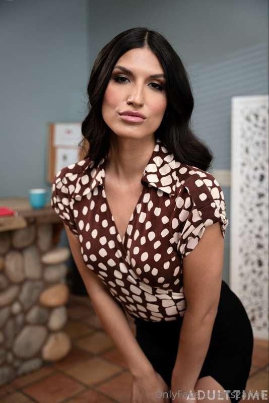 I am your secretary: I took a long lunch… want to be the rea..