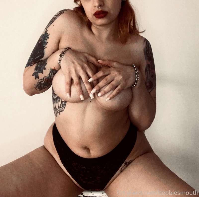 Would you like to see me if you censor honey?  *@boobiesmout..