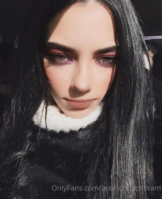 Beautiful sunny day sweetheart🖤🖤🖤🖤