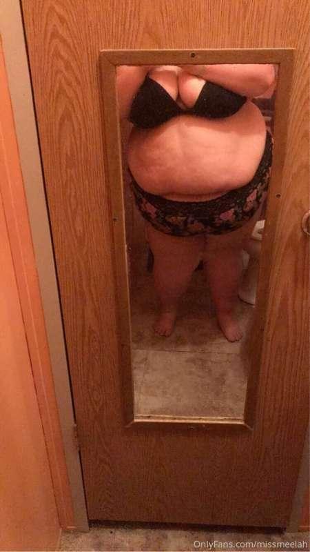 Merry Christmas from my big bloated belly after a very filli..