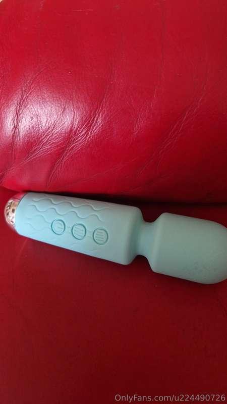 My new toy? Mmmm u wanna see, if u tip me $5 I'll make u som..