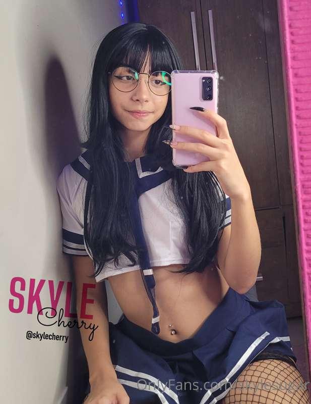 come study with me senpai 🖤😳😍