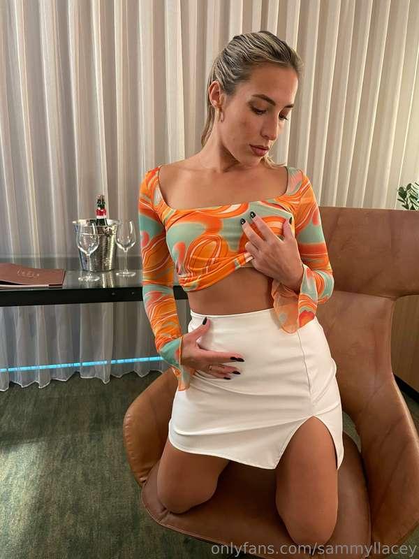 💥