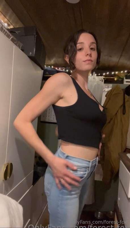 Wanna see me strip all the clothes off?