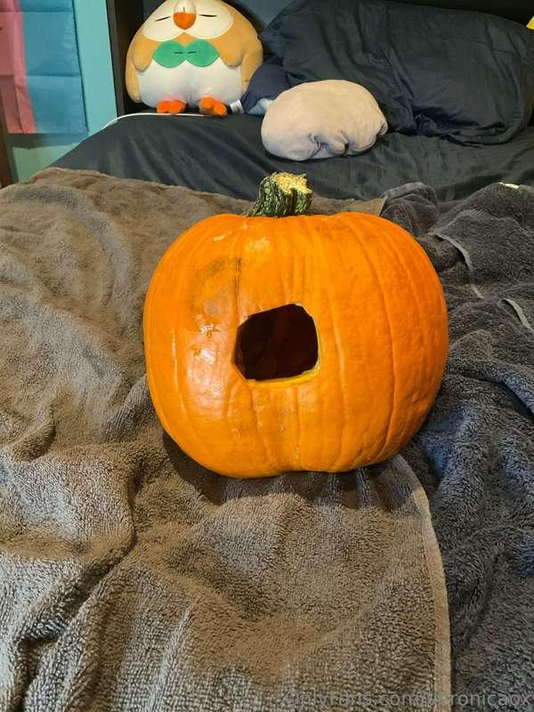 Happy Halloween!!!!! I hope you had a good October! I sure d..