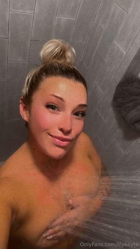 join me in the shower for bonus points! 💦 ... i'm waiting