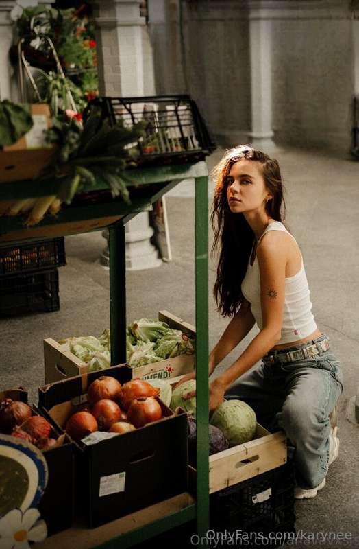 ☁️Cute angel @anavavxsfs fallen down just for you☁️Sweet on ..