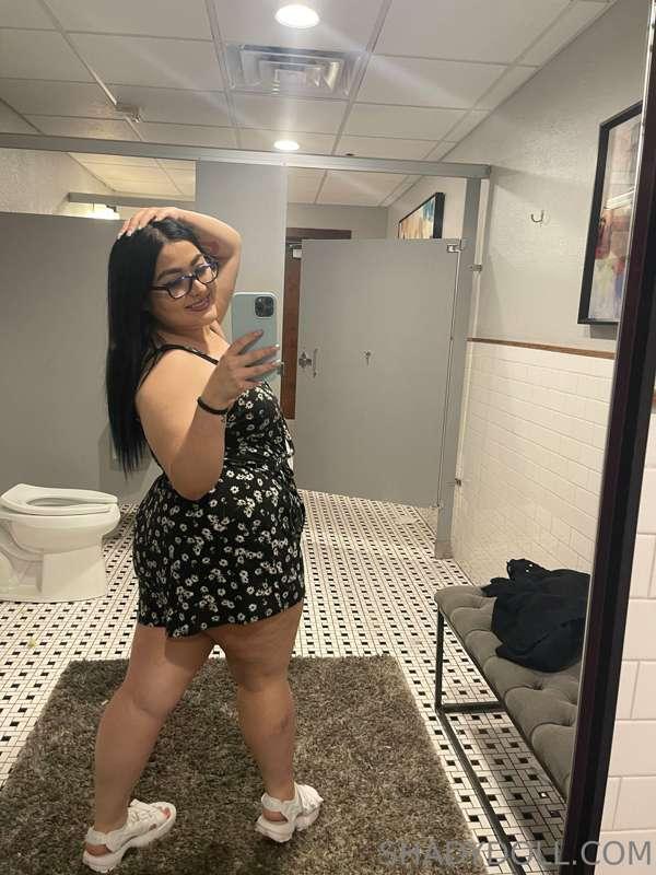 Do you like to see my outfits? 💜