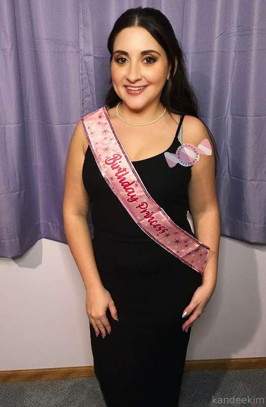 The birthday princess is here! Say something nice 😘
