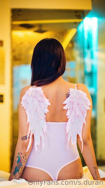 Soy una angel 😇 🤍

Pronto nuevo set de fotitos increíble!!! ..