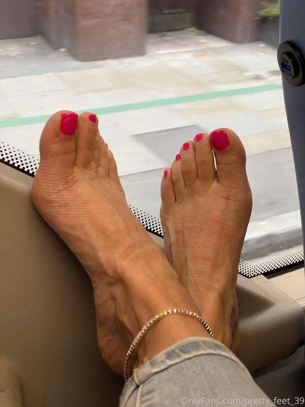 pretty_feet_39 image #1
