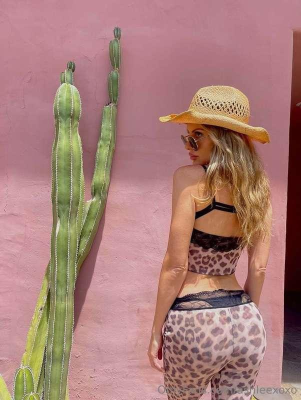 In case you didn’t know, I have a huge collection of hats! 👒