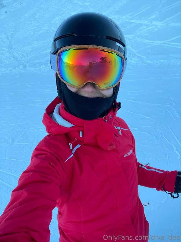 If you ask me about my weekend I would tell you: skiing! I j..