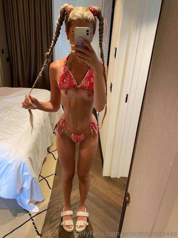 Would you suck them daddy😏😈