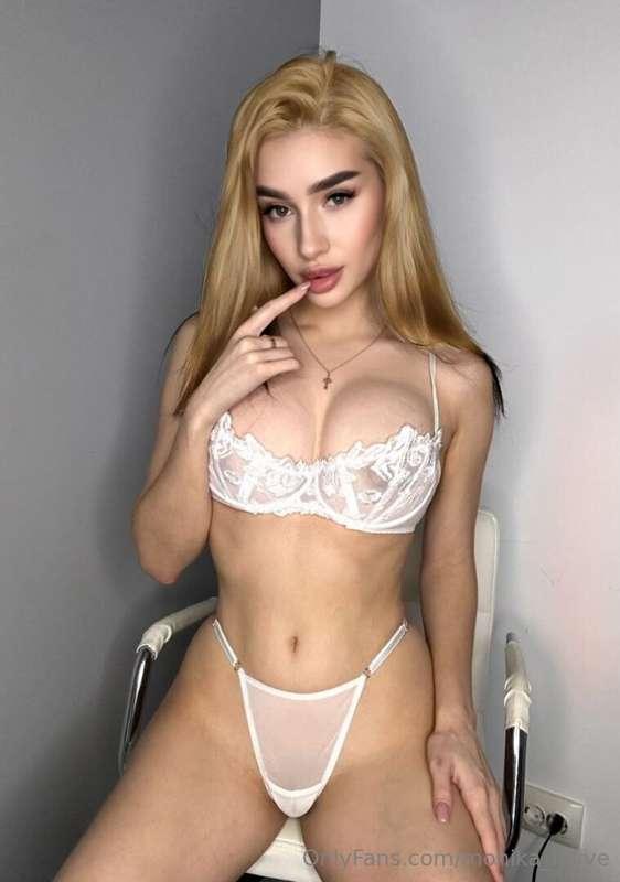 🥀@evelyn_ashley🥀
𝑫𝑶𝑵'𝑻 𝑳𝑶𝑺𝑬 𝒀𝑶𝑼𝑹 𝑪𝑯𝑨𝑵𝑪𝑬😘
𝑰 𝒑𝒓𝒐𝒎𝒊𝒔𝒆 𝒕𝒉𝒂𝒕 𝒚𝒐𝒖 ..