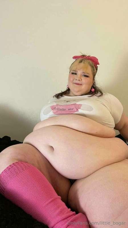 # 💖 Ange’s the fattest pizza slut I know! 💖

🆓 @angelikespiz..