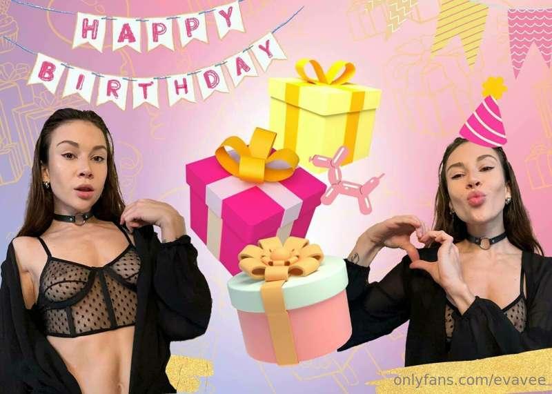 Baby it's my birthday sooon💋 ❤️
I have been dreaming of such..