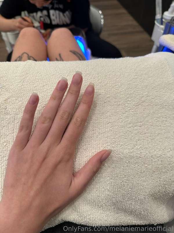 getting my nails done ✨