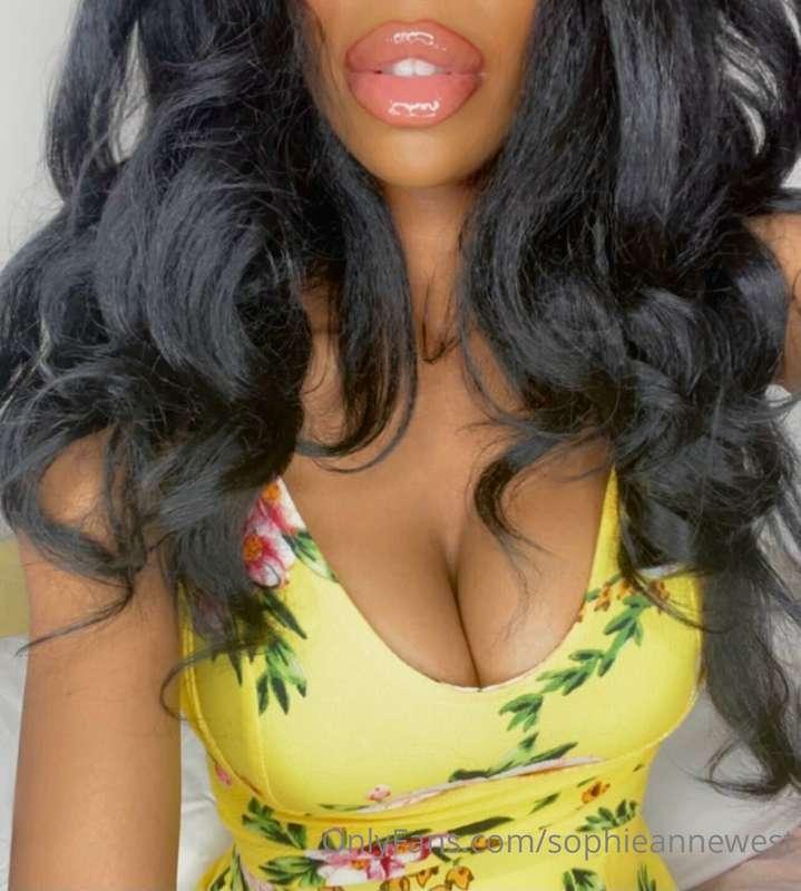 ***LIPS & TITS***  **Tip $5 if you’d stick your cock in my m..