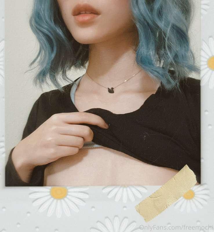 hehe can my lips have some kisses