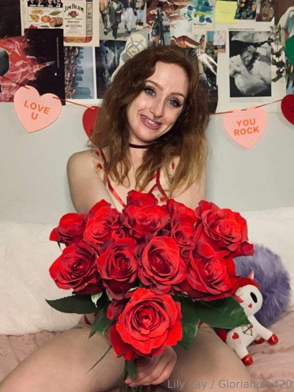 Roses are red, violets are blue. I'm so horny -- let me sit ..