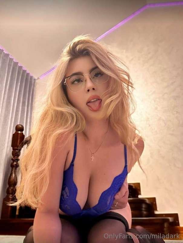 Gorgeous @arianamonty doll loves to touch her boobs🤭 and mak..