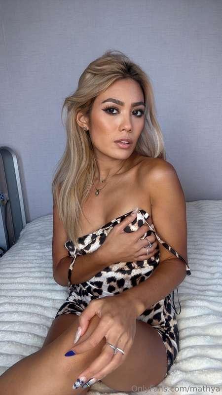 Wanted to share with u this dress, i think leopard is my new..