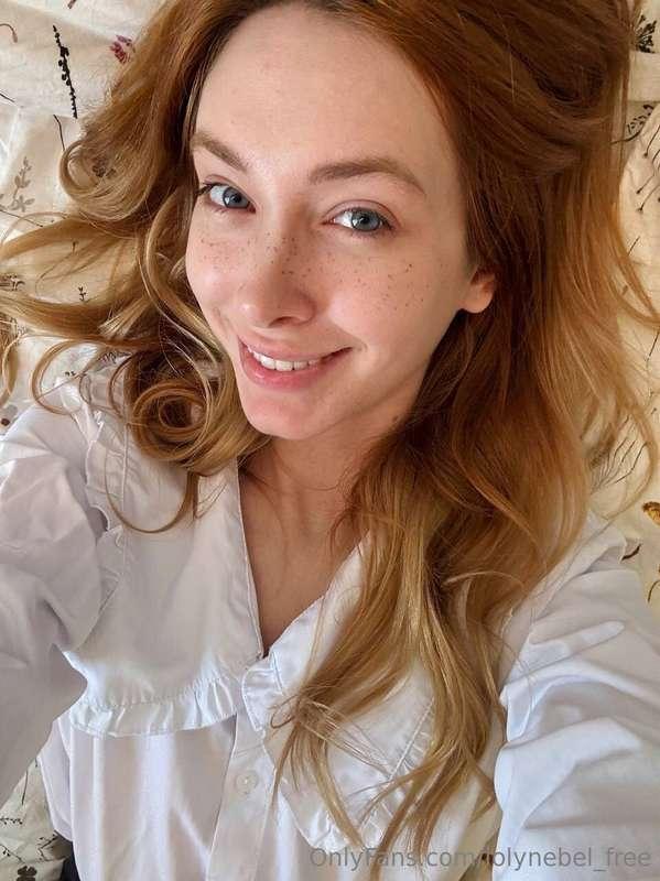 My freckles are real, my smile is soft and my mind? ♡(>ᴗ•)⠀