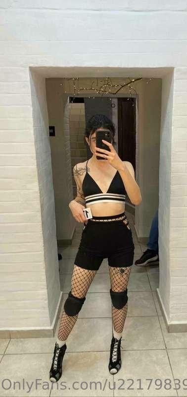 Many people ask me why I dress like that for dances :)

I wi..