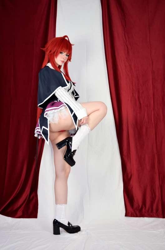 Rias Gremory Cosplay