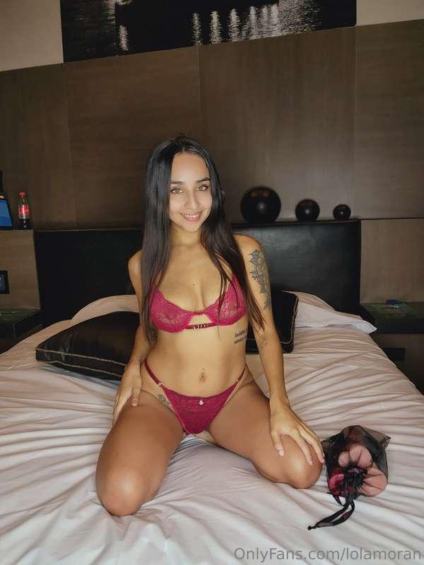  Are you coming to bed with me? 😘☺️