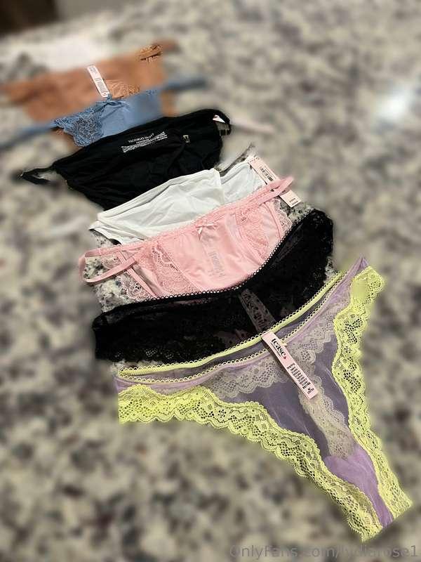More panties gifted to me via mail. I’m feeling festive duri..