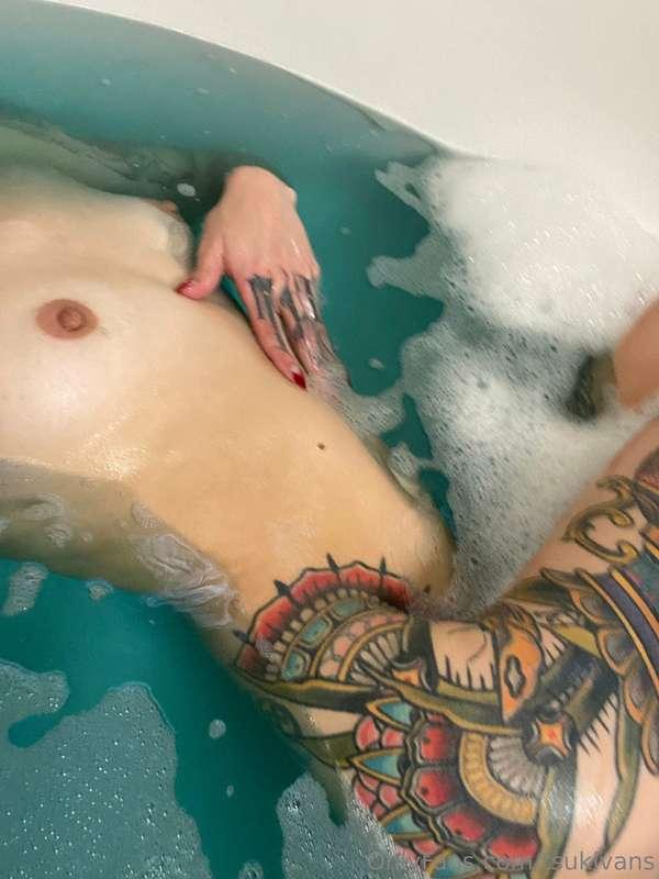 Bath time ✨