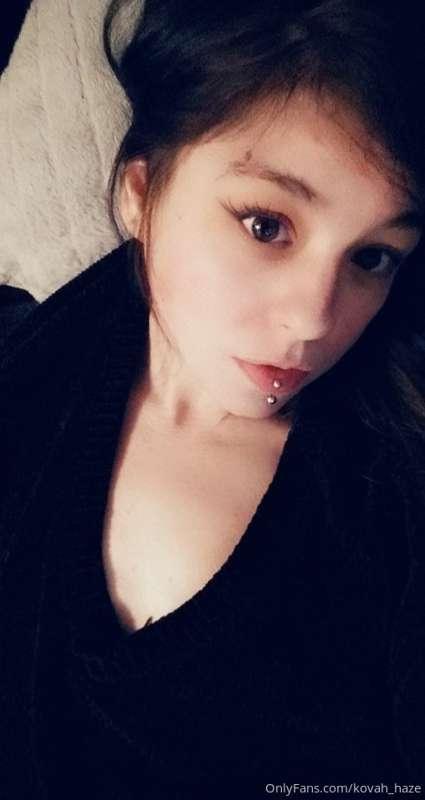 Happy Monday!
I'm sleepy 💤