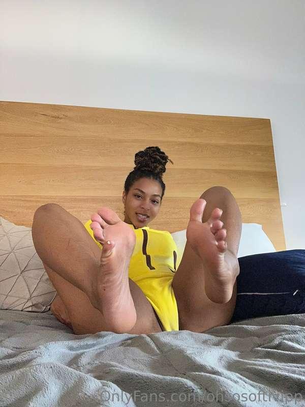 What would you like to do with these feet?🤤