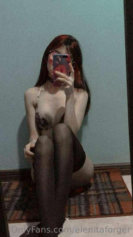 elenitaforger image #1