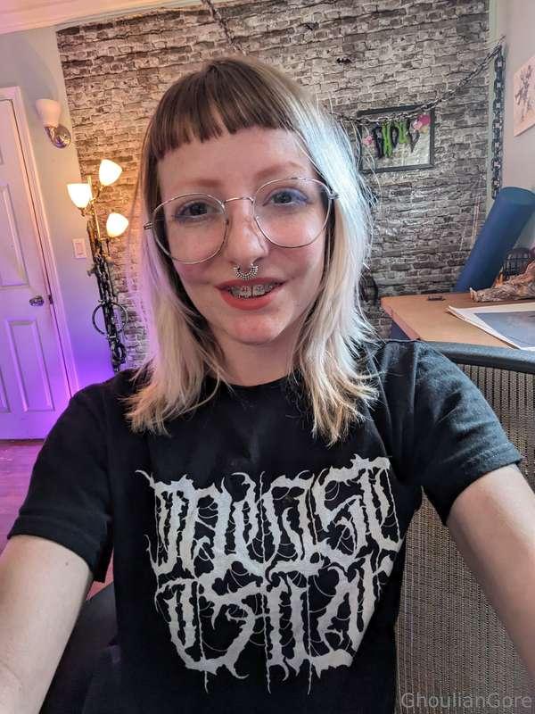 Ahhhh PC IS ALL SET UP AGAIN. I can actually edit stuff now,..