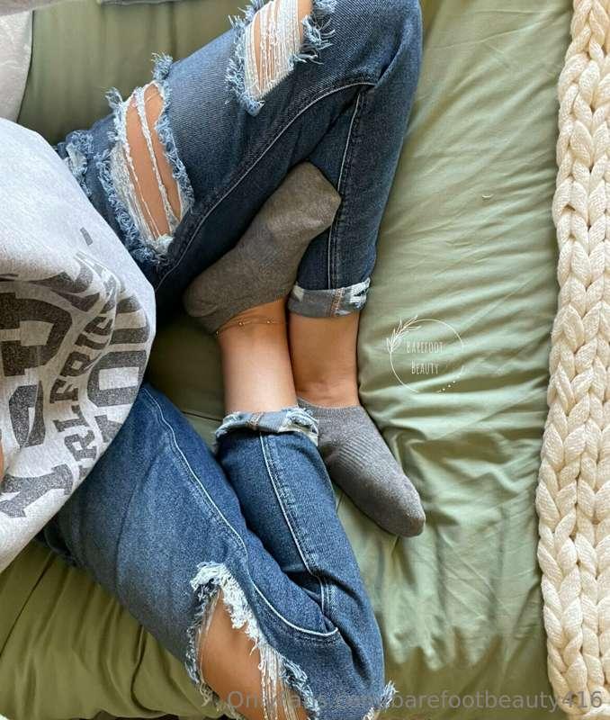 today calls for staying in bed🤭