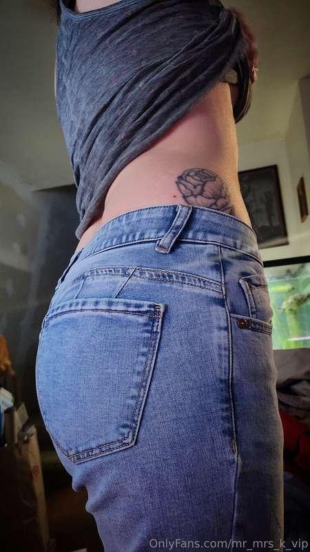 Have an amazing day, lover! 💋💋